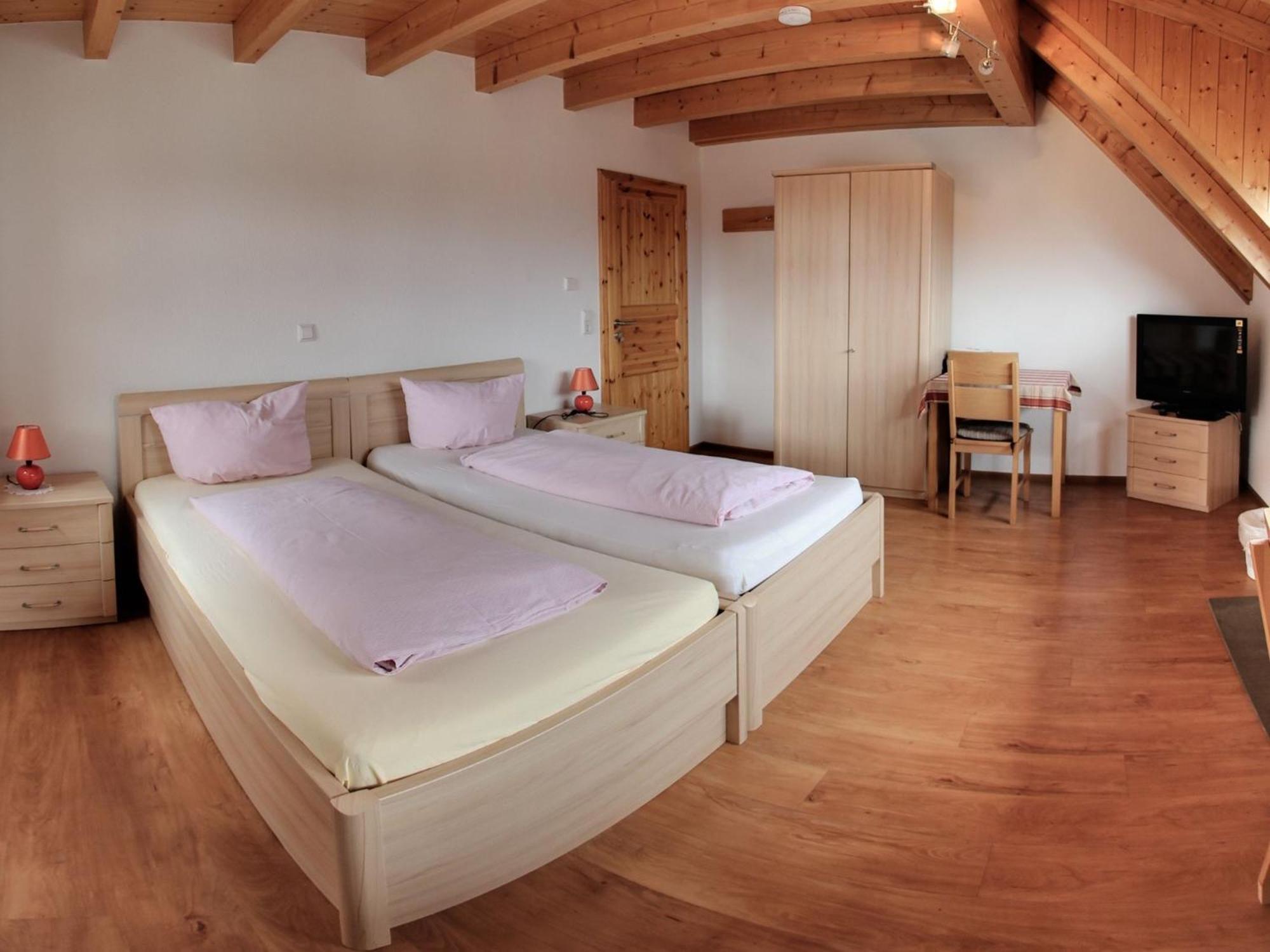 Gaestehaus Ritter ซินส์ไฮม์ ภายนอก รูปภาพ