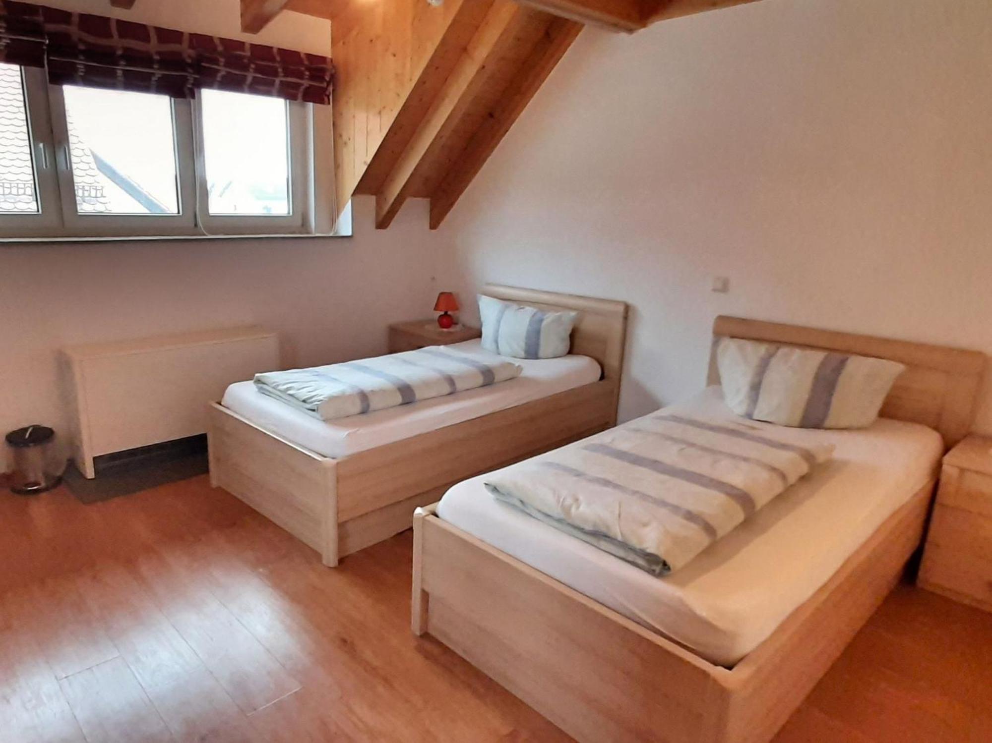 Gaestehaus Ritter ซินส์ไฮม์ ภายนอก รูปภาพ